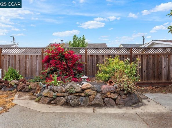 15067 Churchill St, San Leandro CA 94579