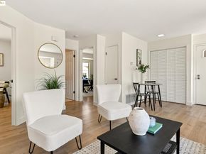 221 Village Pl, Martinez CA 94553