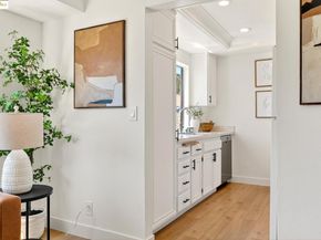 221 Village Pl, Martinez CA 94553