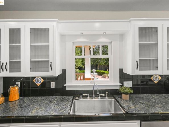 1538 Brooks St, Walnut Creek CA 94596