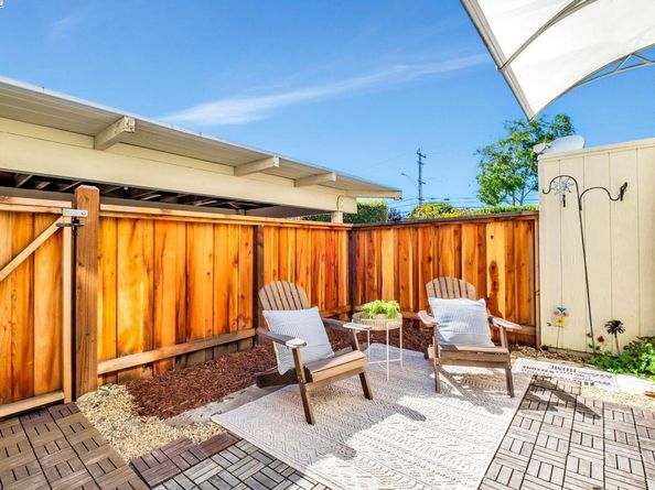 2474 Fairway Dr, San Leandro CA 94577