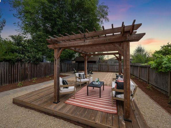 3764 35TH Avenue, Oakland CA 94619