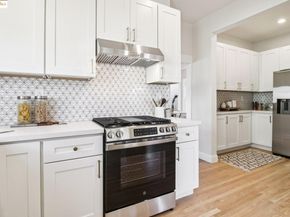 5361 Thomas Ave, Oakland CA 94618