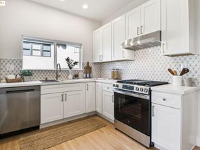 5361 Thomas Ave, Oakland CA 94618