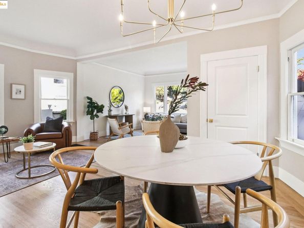 5361 Thomas Ave, Oakland CA 94618