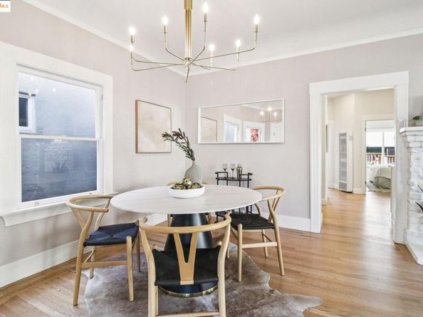 5361 Thomas Ave, Oakland CA 94618