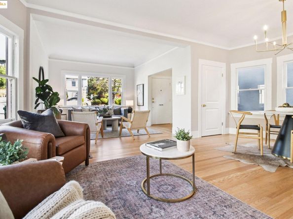 5361 Thomas Ave, Oakland CA 94618