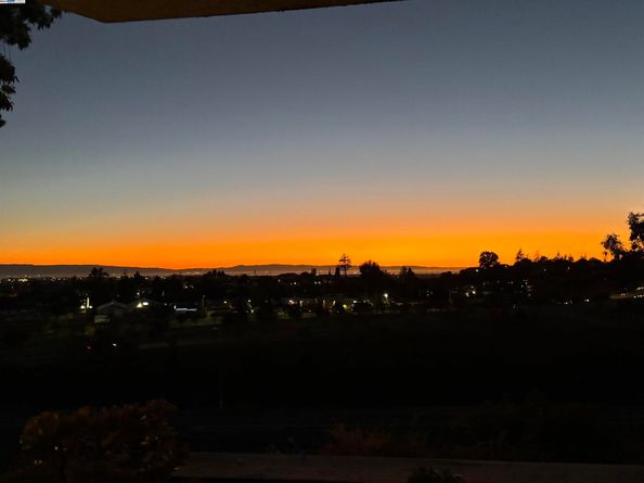 21109 Gary Dr 206, Hayward CA 94546