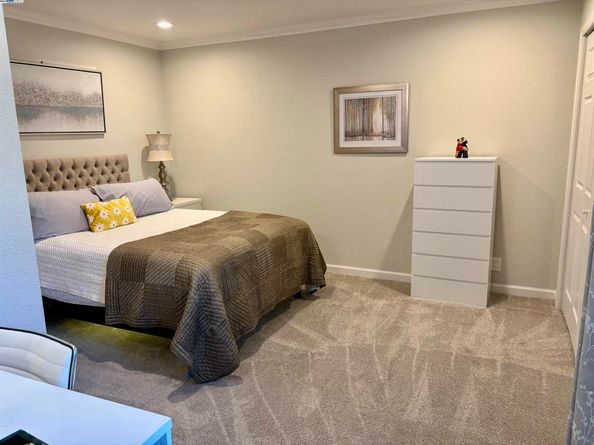 21109 Gary Dr 206, Hayward CA 94546