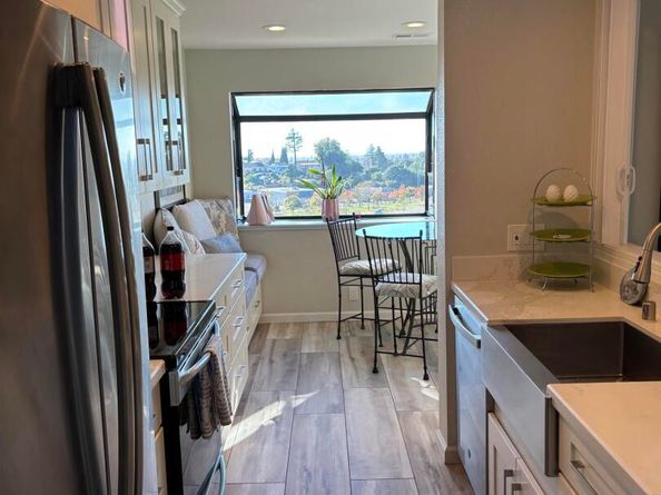 21109 Gary Dr 206, Hayward CA 94546