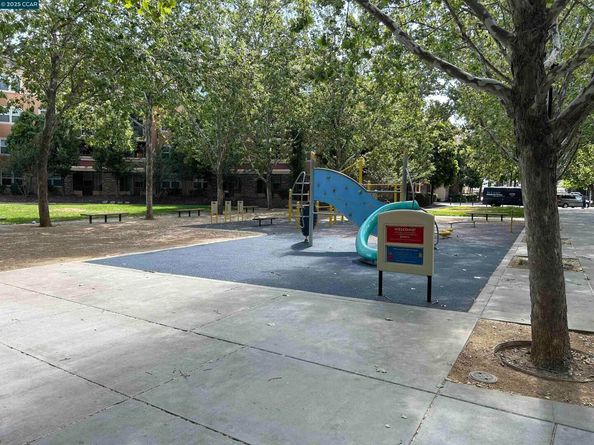 1310 Saddle Rack St 352, San Jose CA 95126