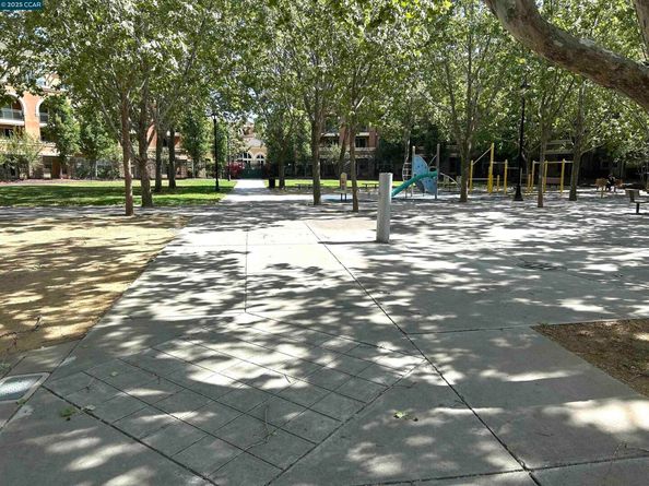 1310 Saddle Rack St 352, San Jose CA 95126