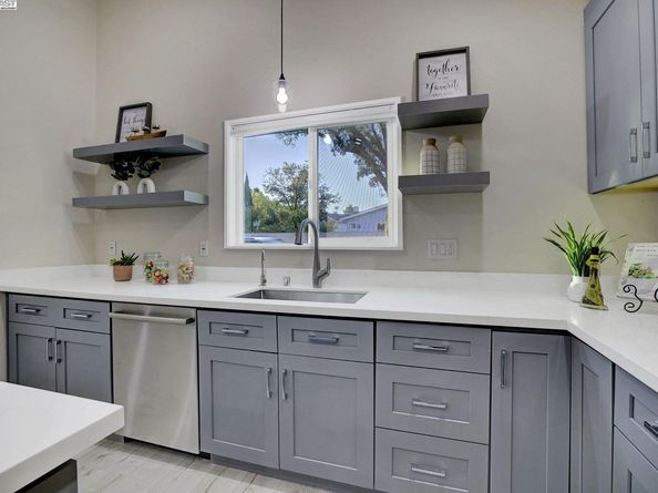 6140 Mayhews Landing Rd, Newark CA 94560