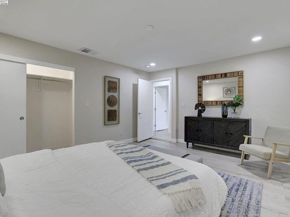 6140 Mayhews Landing Rd, Newark CA 94560