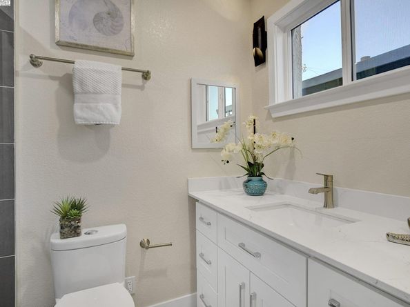 6140 Mayhews Landing Rd, Newark CA 94560