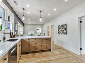 5614 Dover St, Oakland CA 94609