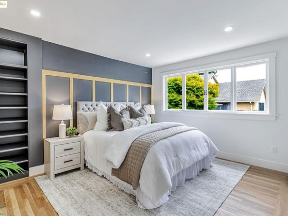 5614 Dover St, Oakland CA 94609