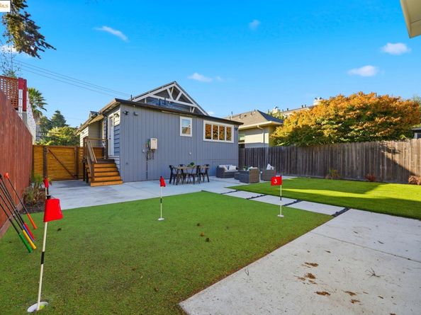 5614 Dover St, Oakland CA 94609