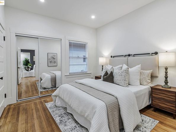 5614 Dover St, Oakland CA 94609