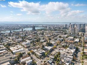 398 Adams St 304, Oakland CA 94610