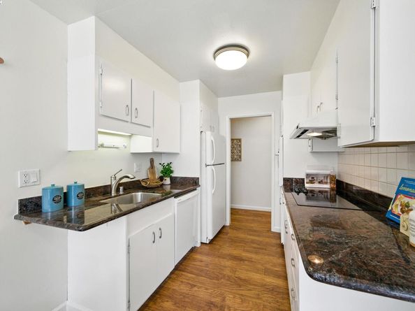 398 Adams St 304, Oakland CA 94610