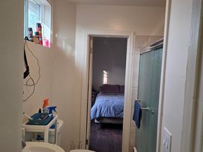 9821 E St, Oakland CA 94503