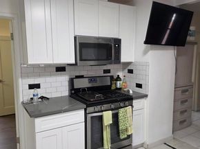 9821 E St, Oakland CA 94503