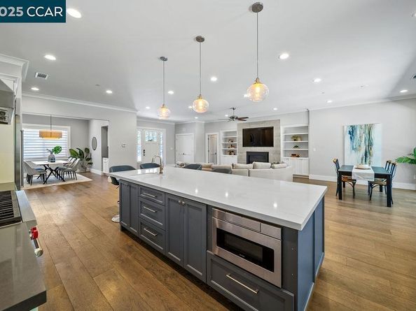 100 Alderwood Rd, Walnut Creek CA 94598