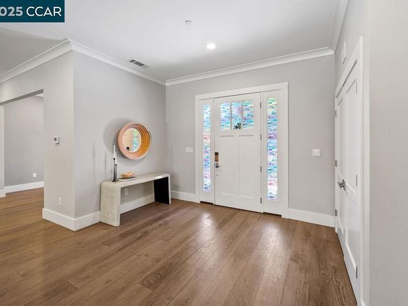 100 Alderwood Rd, Walnut Creek CA 94598