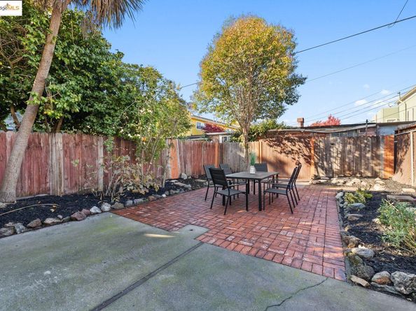 1241 Park Ave, Alameda CA 94501