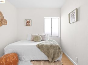 1241 Park Ave, Alameda CA 94501