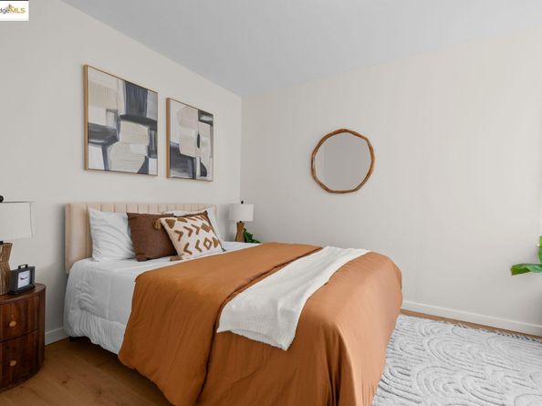 1241 Park Ave, Alameda CA 94501