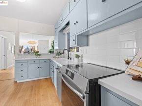 1241 Park Ave, Alameda CA 94501