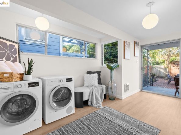 1241 Park Ave, Alameda CA 94501