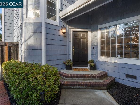 35 Jalalon Pl, Clayton CA 94517