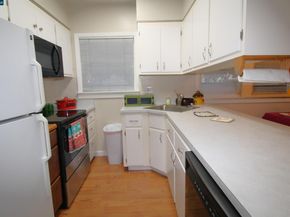 1002 Warren St, Martinez CA 94553