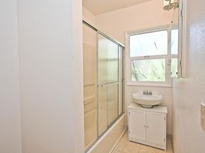 181 E Lewelling Blvd, San Lorenzo CA 94580