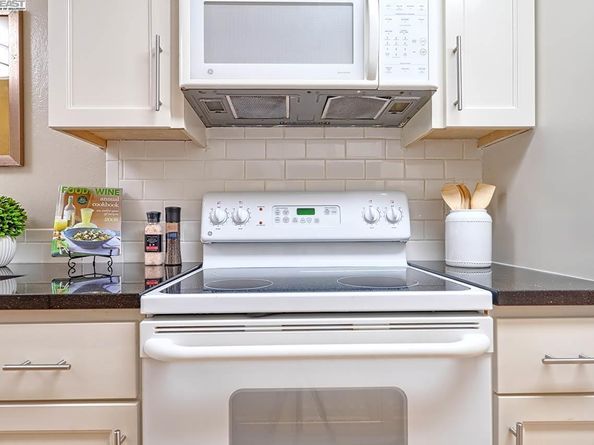 1131 Compass Ln 108, Foster City CA 94404