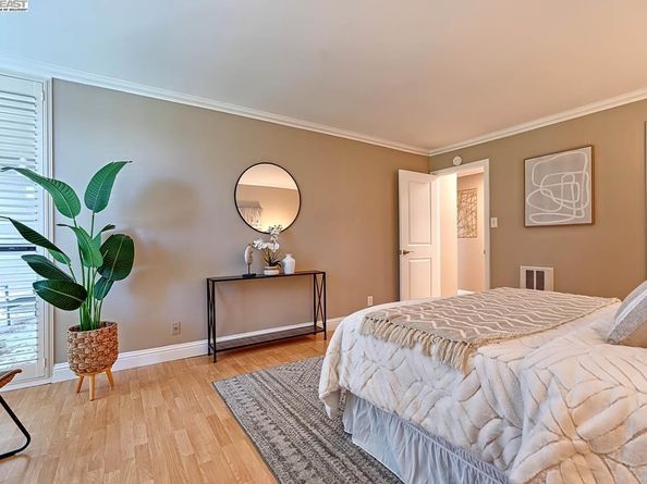 1131 Compass Ln 108, Foster City CA 94404