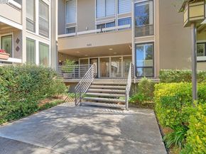 1131 Compass Ln 108, Foster City CA 94404