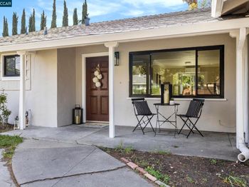 2442 Geraldine Dr