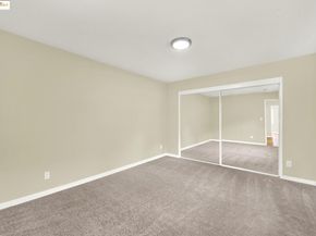 2106 Woodbine Ave, Oakland CA 94602