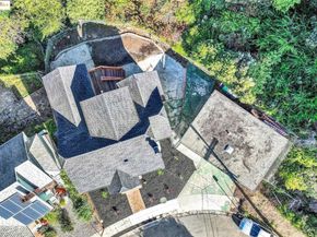 2106 Woodbine Ave, Oakland CA 94602