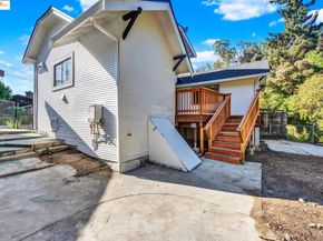 2106 Woodbine Ave, Oakland CA 94602