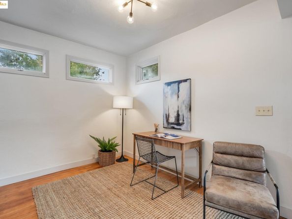 2222 Carleton St, Berkeley CA 94704