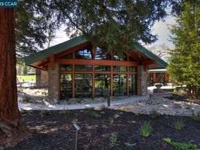 1816 Golden Rain Rd 13, Walnut Creek CA 94595