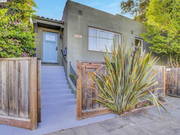 4536 West St, Oakland CA 94608