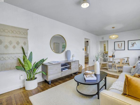 4536 West St, Oakland CA 94608