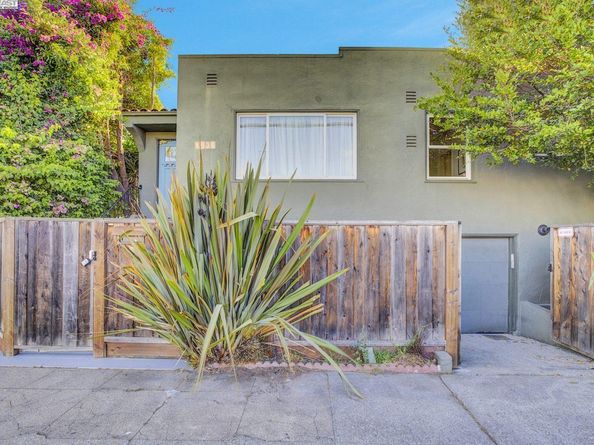 4536 West St, Oakland CA 94608