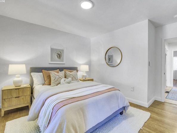 4536 West St, Oakland CA 94608